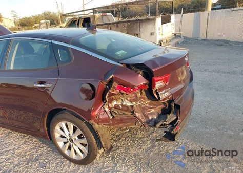2017 Kia Optima Ex z USA, uszkodzony, nr VIN 5XXGU4L34HG137243